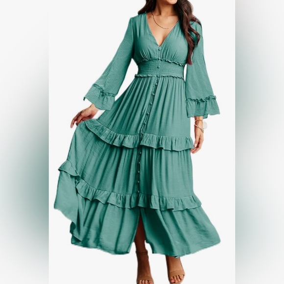 Dresses & Skirts - Boho Amegoya Tiered Dress v-neck long sleeve Size S